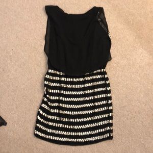 Bebe dress